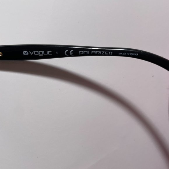 ♥ Vogue Subtle Cat Eye Polarized Black Sunglasses, Will send in a case. - Picture 5 of 6